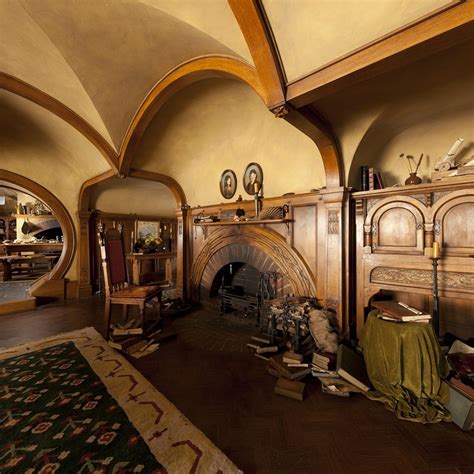 bag end interior.